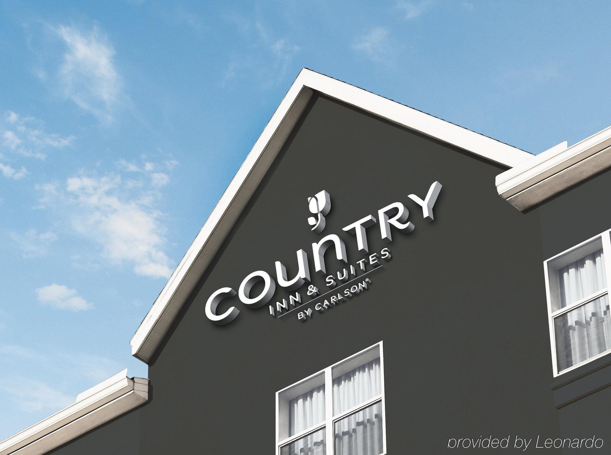 COUNTRY INN SUITES BY RADISSON CHIPPEWA FALLS WI